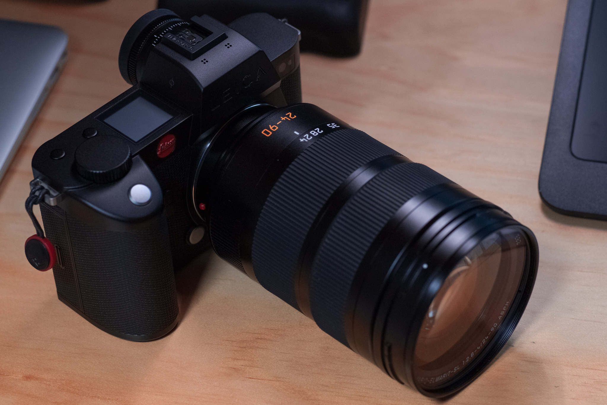 Leica SL2-S + SL24-90mmF2.8-4 最高の写りを約束してくれます。